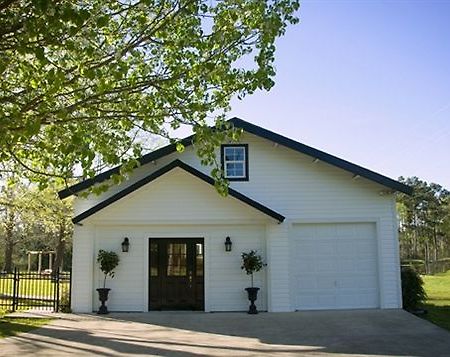 Texas Forest Country Retreat Huntington Екстериор снимка