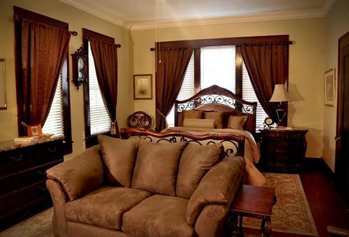 Texas Forest Country Retreat Huntington Екстериор снимка